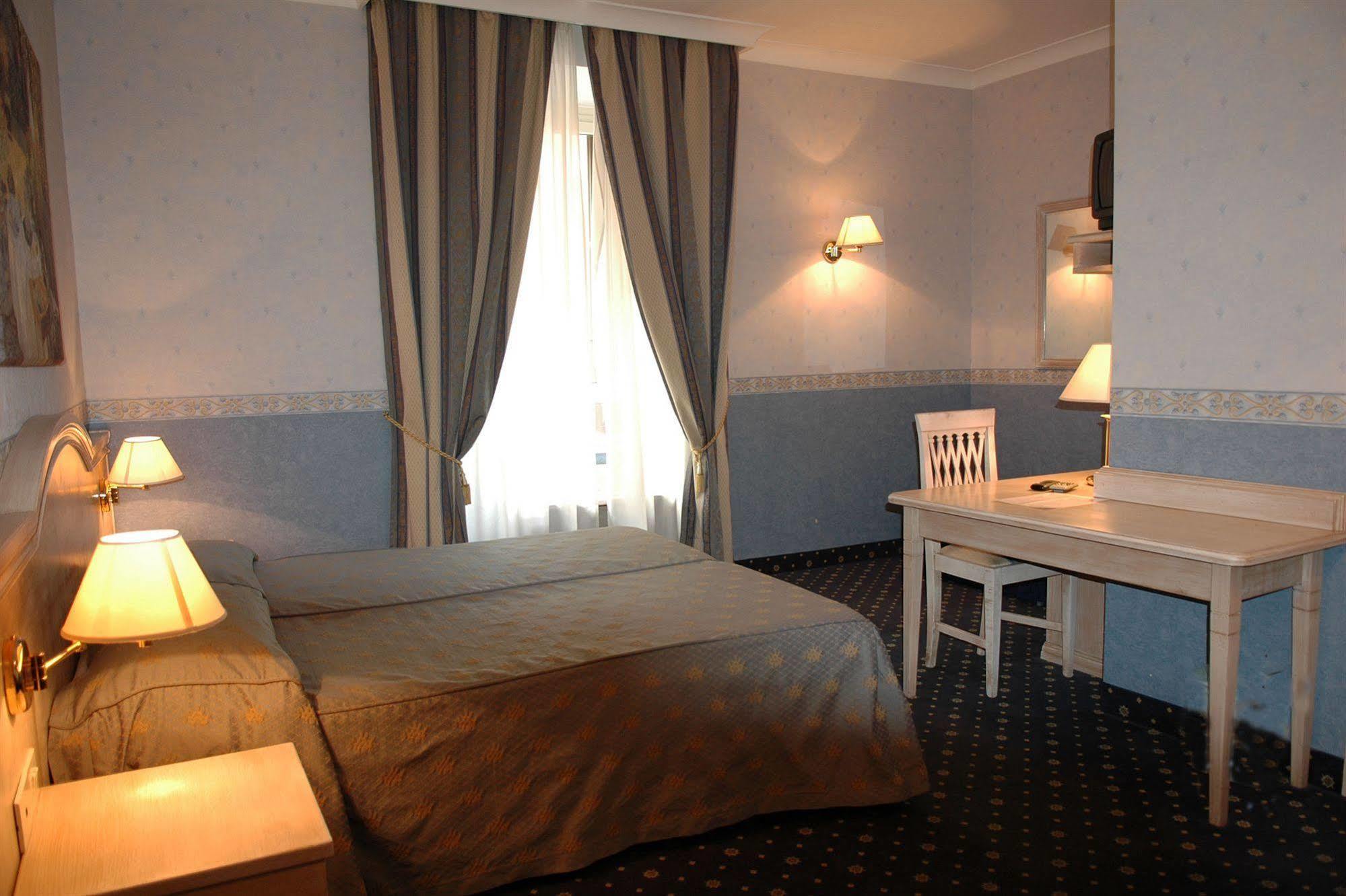 Piccolo Imperiale Bed and Breakfast Rome Buitenkant foto